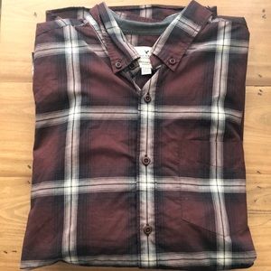 American Eagle- Maroon Plaid- Button Down- Large